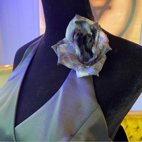 Vintage 90s Be Smart Fit and Flare Satin 50s Style Satin Halter Dress Size 5/6 - Picture 3 of 8